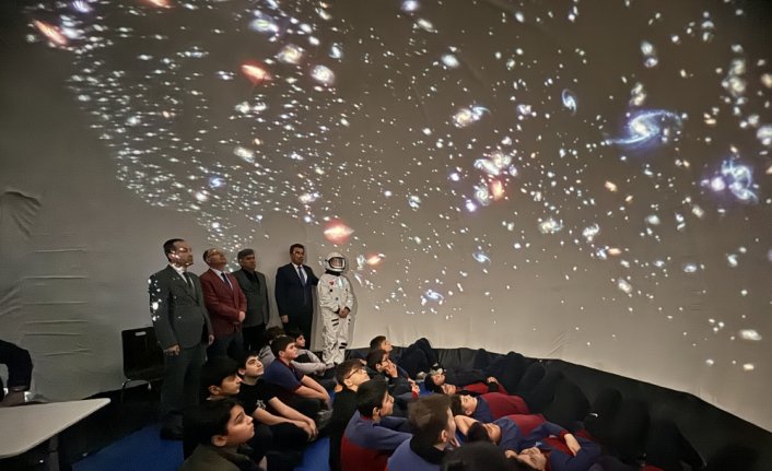 Kastamonu'da ortaokul öğrencileri planetaryumda “uzay“ heyecanı yaşadı