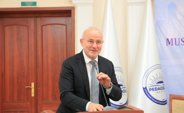 OMÜ Rektörü Ünal, Özbekistan'da düzenlenen konferansa katıldı
