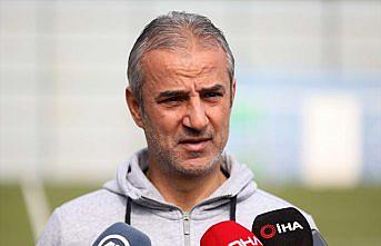 Çaykur Rizespor Teknik Direktörü İsmail Kartal'dan hakem kararlarına tepki: