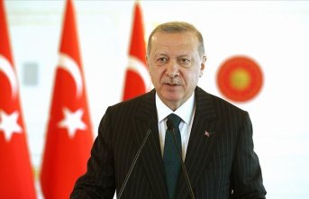 Erdoğan: Diline, ırkına, dinine bakmadan yardım elimizi uzatıyoruz