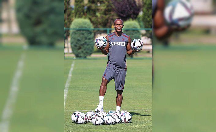 Trabzonspor'un Nijeryalı futbolcusu Nwakaeme'den yeni sezon değerlendirmesi: