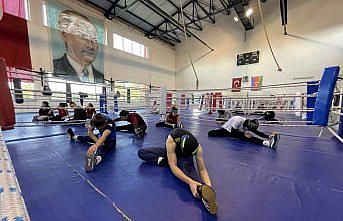 Genç Kadınlar Boks Milli Takımı Avrupa Şampiyonası'na Kastamonu'da hazırlanıyor