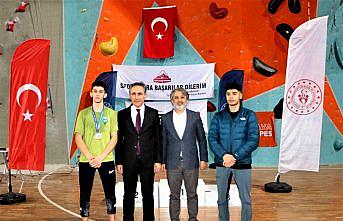 Spor tırmanış şampiyonasında rekor kıran sporcular, Türkiye'yi Polonya'da temsil edecek
