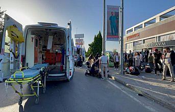 Düzce'de otomobil ile çarpışan motosikletteki 2 kişi yaralandı
