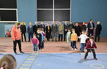Trabzon'da ilkokul öğrencileri beden eğitimi dersini spor salonlarında yapacak
