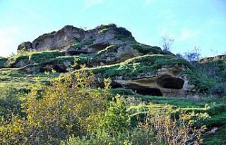 Eski Taş Çağı'ndan kalma Tekkeköy Mağaralarını...