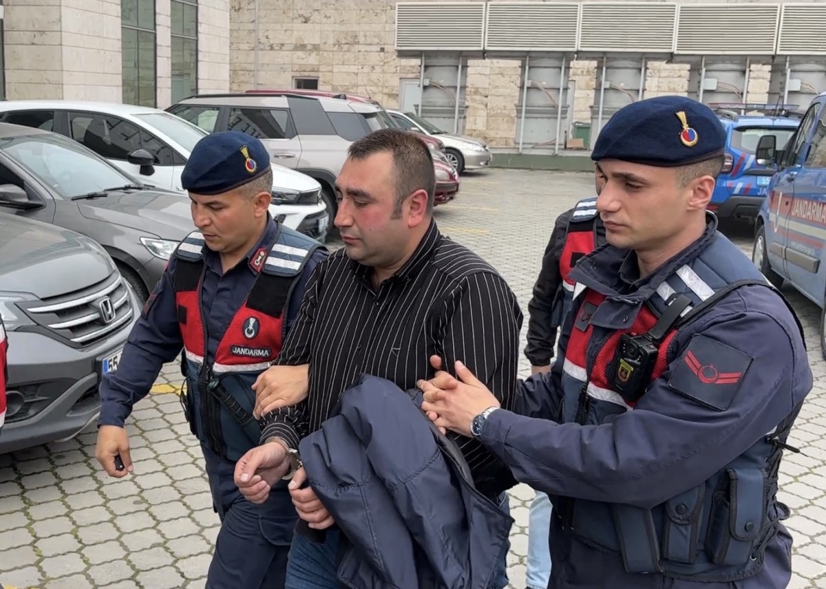  Samsun'da tartıştığı babasını tabancayla öldüren şüpheli tutuklandı
