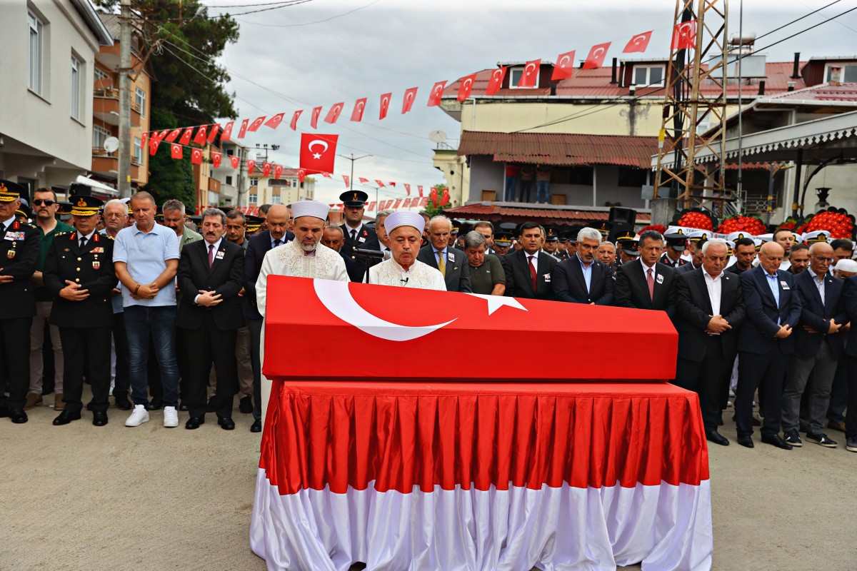 Şehit Jandarma Uzman Çavuş Mehmet Demirbaş Samsun'da son yolculuğuna uğurlandı