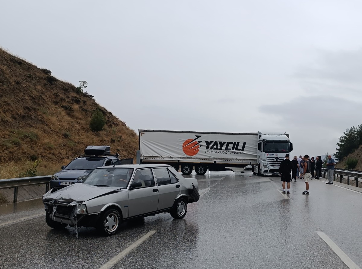 Kastamonu'da trafik kazalarında 1 kişi öldü, 12 kişi yaralandı