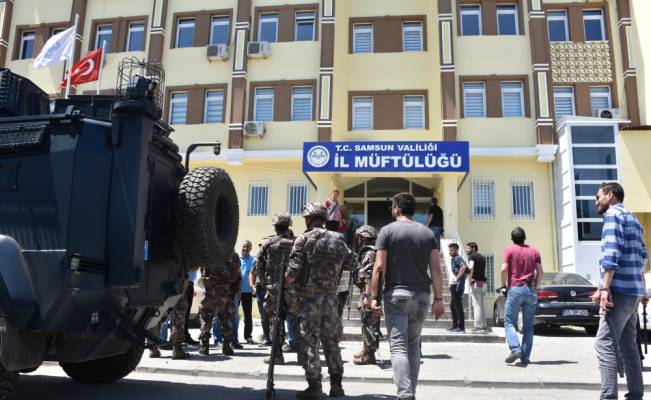 Baltalı saldırganı özel harekat polisleri etkisiz hale getirdi