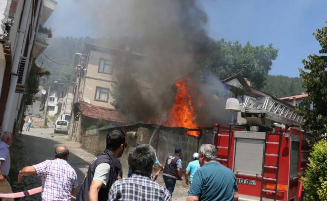 Mudurnu'da yangın