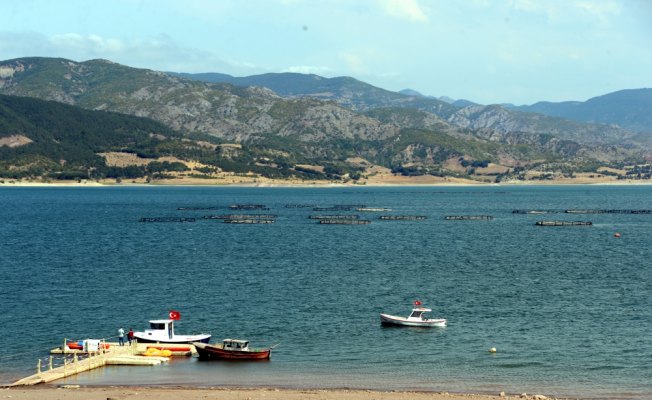 Almus Baraj Gölü kanocuların gözde yeri olacak