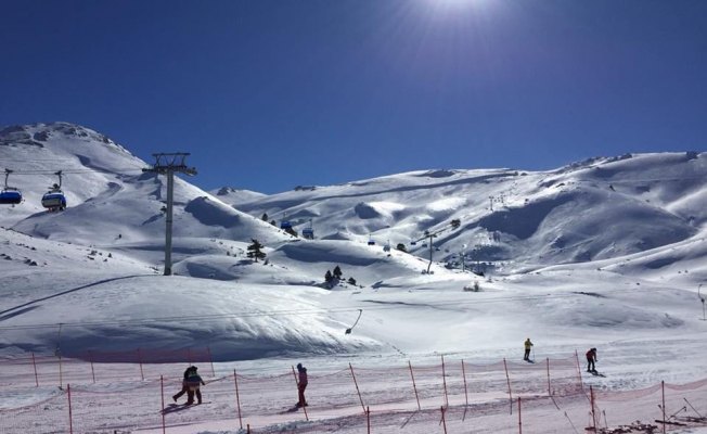 Çambaşı Kış Sporları ve Kayak Merkezi'nde sezon açıldı