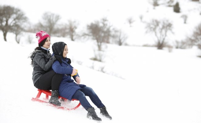 Kop Dağı kayak severleri ağırladı