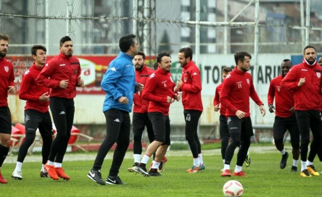 Samsunspor'da hedef Adana deplasmanından puanla dönmek