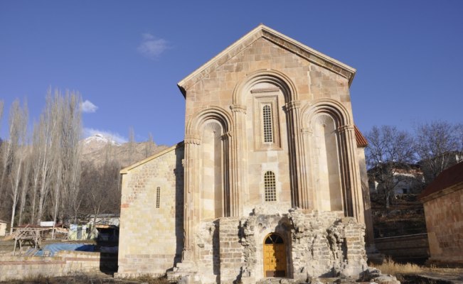 Artvin'de bin 200 yıllık İşhan Kilisesi'nin restorasyonu sürüyor