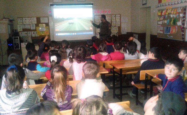 Tokat'ta öğrenci servisi şoförlerine eğitim verildi