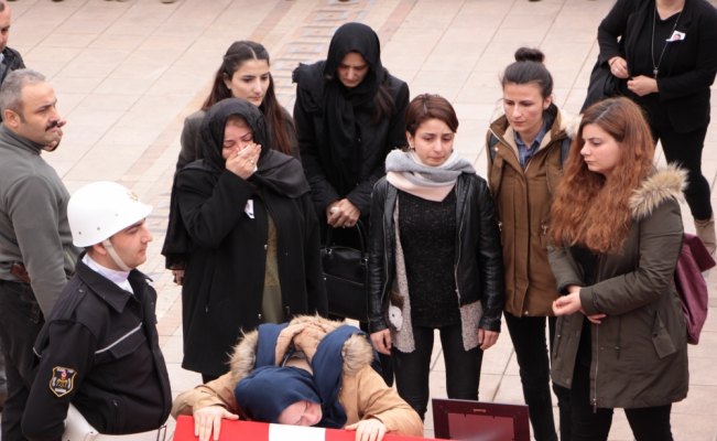 Trabzon'da şehit polis son yolculuğuna uğurlanıyor