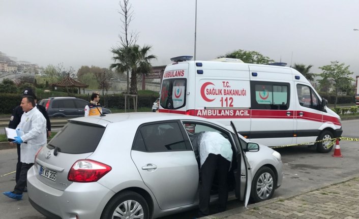 Trabzon'da bir kişi otomobilde ölü bulundu