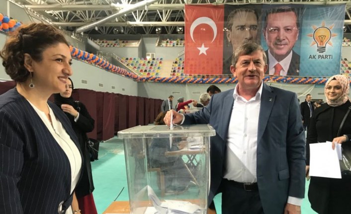 AK Parti Trabzon teşkilatında temayül yoklaması