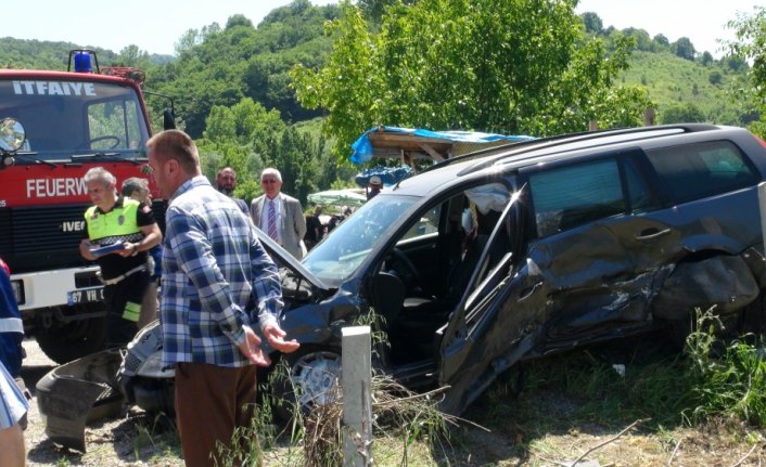 Çaycuma'da trafik kazası: 3 yaralı