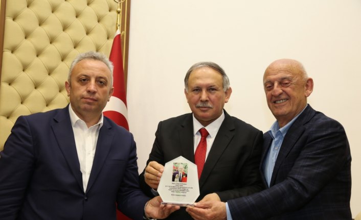 Vali Doğanay, Artvin Hopaspor heyetini kabul etti