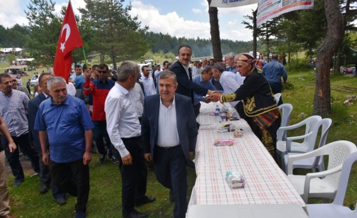 Ak Parti Sinop Milletvekili Nazım Maviş: