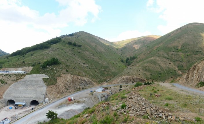 Eğribel Tüneli'nde çıkışa 140 metre kaldı