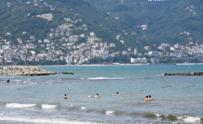 Ordu'da kontrolsüz alanda denize girene yasal işlem yapılacak