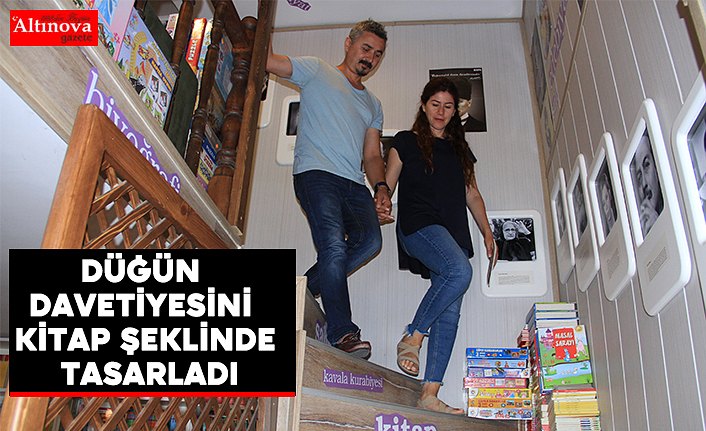 Düğün davetiyesini kitap şeklinde tasarladı