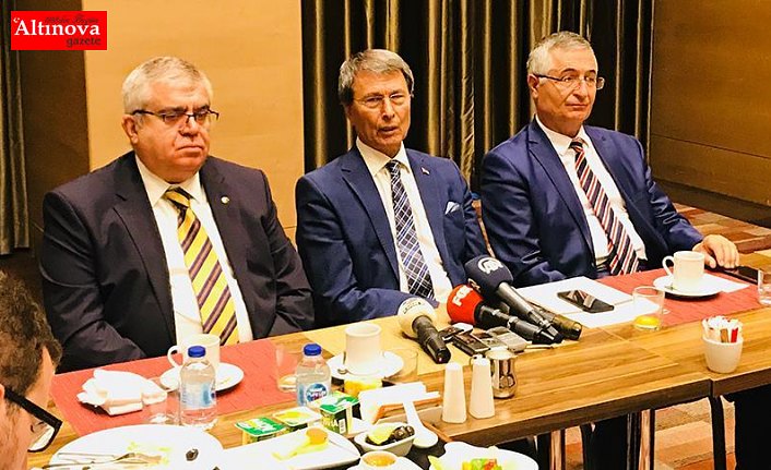 İYİ Parti'nin üç kurucu üyesi istifa etti