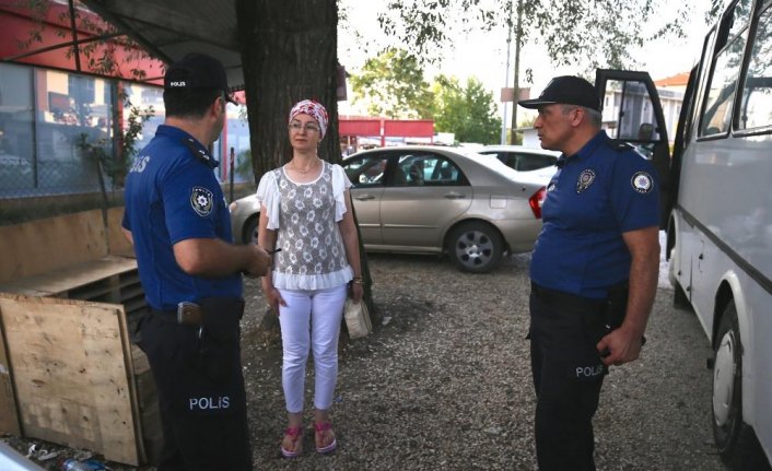 Düzce'de yavru kedinin dört ayağının kesildiği iddiası