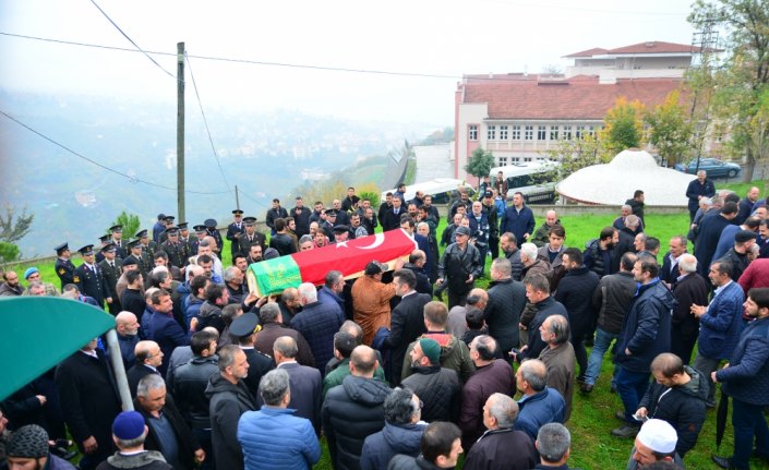 Askerdeyken lösemi teşhisi konulan genç hayatını kaybetti