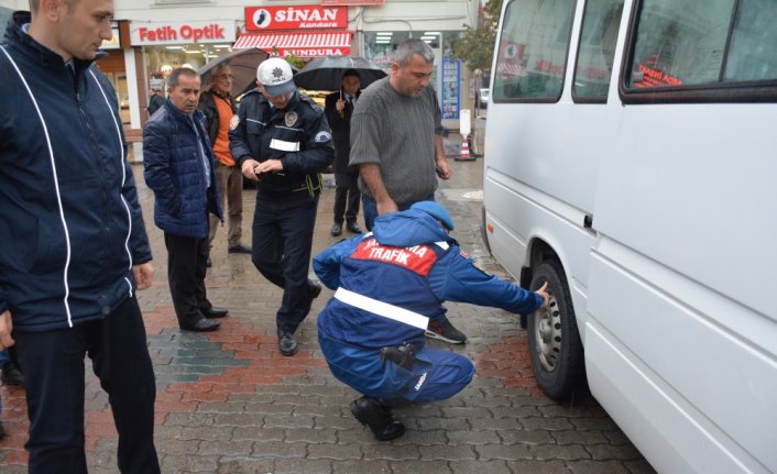 Görele'de öğrenci minibüsleri denetlendi