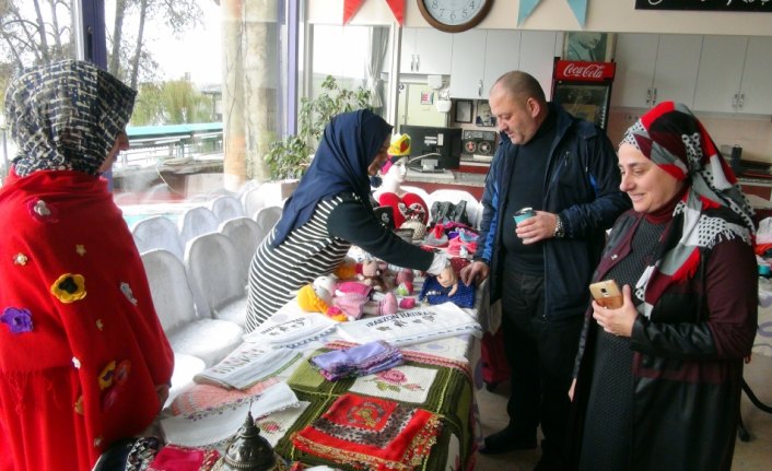 AK kadınlar yerli malı üretimine dikkat çekti