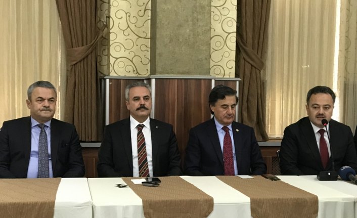 AK Parti'den proje tanıtım toplantısı