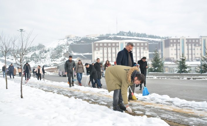 Düzce Üniversitesi'nde temizlik seferberliği sürüyor