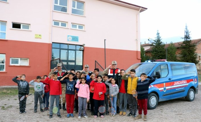 Tokat'ta okul önlerinde denetim yapıldı