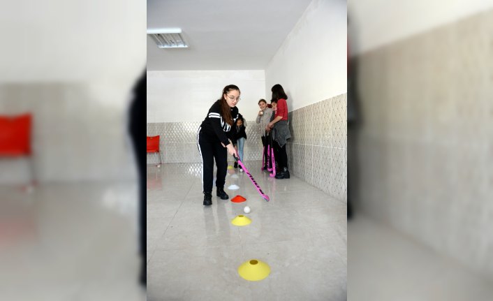 Hokey sporcuları şampiyonaya 