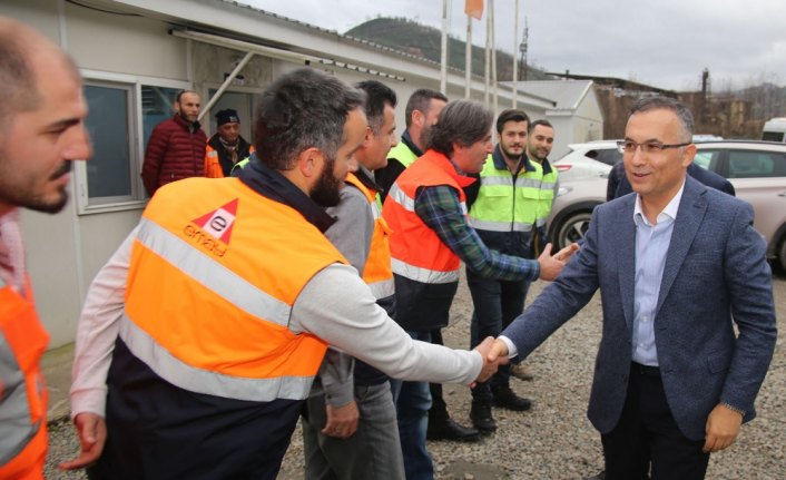 Rize Valisi Çeber yol yapım çalışmalarını inceledi