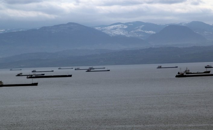 Sinop'ta deniz ulaşımına kötü hava engeli