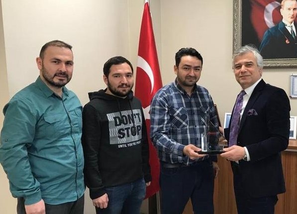 Dekan Türkmen başarılı öğrencileri ağırladı