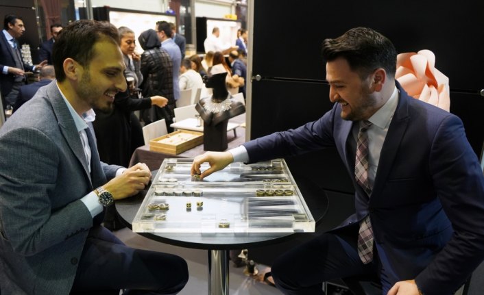 İstanbul Jewelry Show kapılarını ziyaretçilere açtı