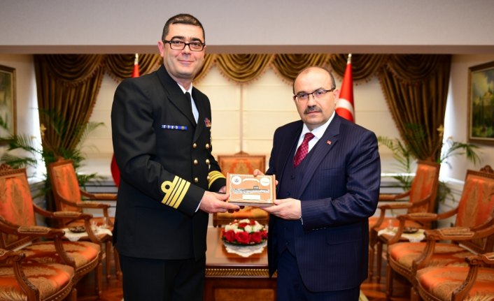 TCG Anafartalar Denizaltısı, Trabzon'da halkın ziyaretine açıldı