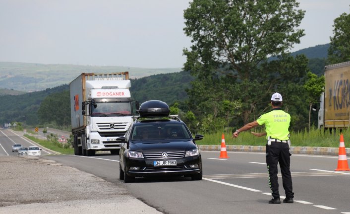 Bolu'da drone'lu trafik denetimi