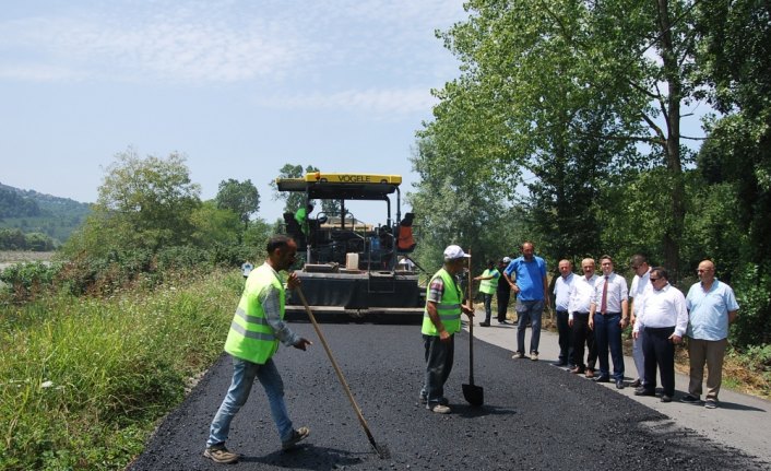 Alaplı'da sıcak asfalt çalışması