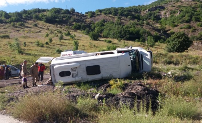 Ordu'da minibüs devrildi: 1 ölü, 15 yaralı