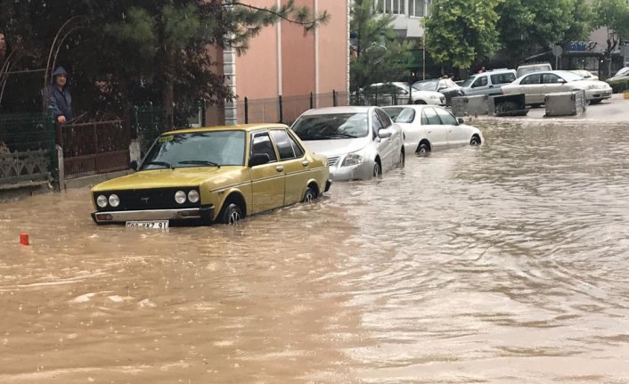 Safranbolu'da şiddetli sağanak etkili oldu