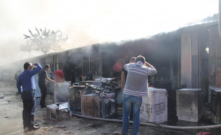 Kastamonu'da beyaz eşya deposunda yangın