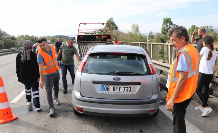 Yaralı sürücüyü ekipler sakinleştirdi